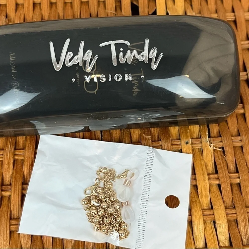 NWB VEDA TINDA Sunglasses, Case and Croakies Green Tint Gold Frames